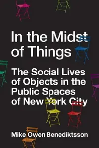 Buy In the Midst of Things (English, Mike Owen Benediktsson) — BookShops.in