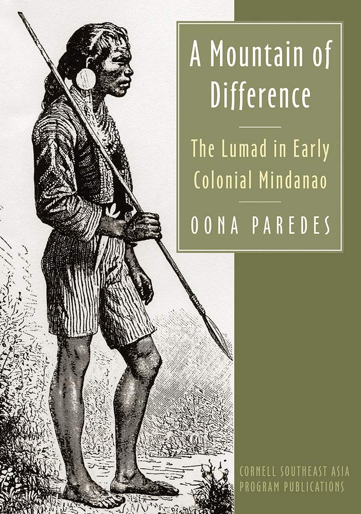 Buy A Mountain of Difference by Oona Paredes — BookShops.in