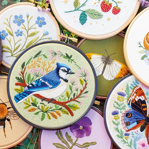 Paint With Thread in the Garden - Emillie Ferris Embroidery Guide view 3