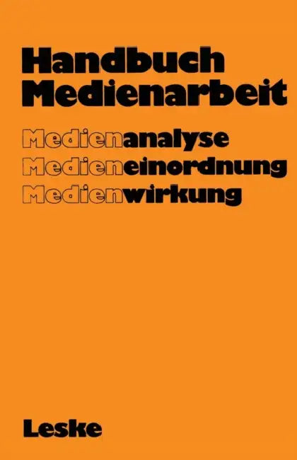 Buy Handbuch Medienarbeit (English, Gerd Albrecht) — BookShops.in